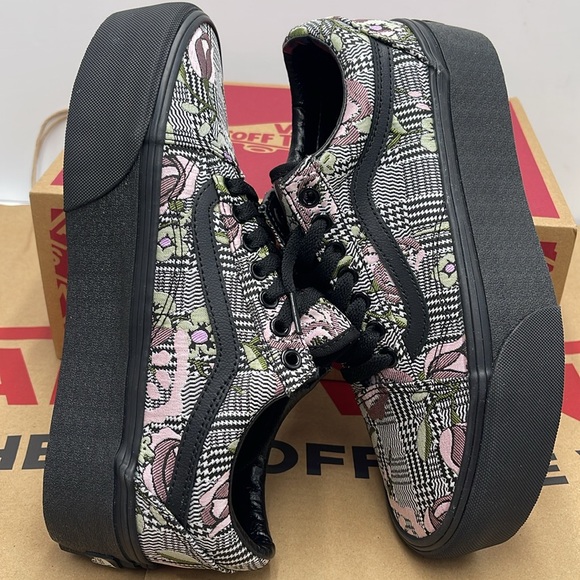 Vans WMNS Old Skool Stackform Tapestry Floral Black VN0009PZBM8
Platforms Snkrs - Picture 11 of 16